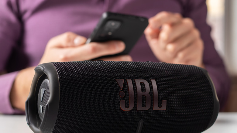 Image of the JBL Charge speaker.