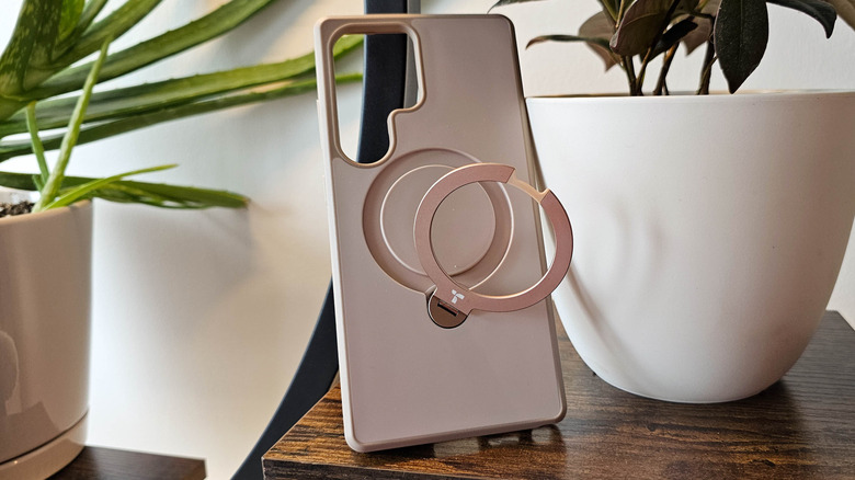 Torras ring case for Samsung Galaxy S25 Ultra.