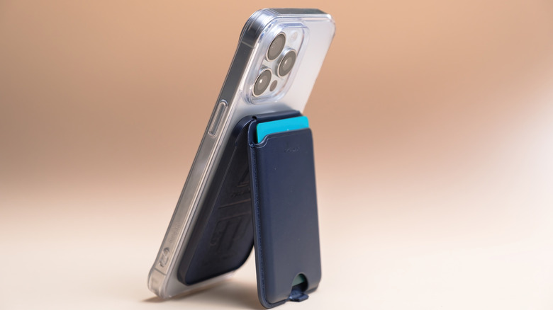 iPhone 15 Pro Max with MagSafe wallet attached