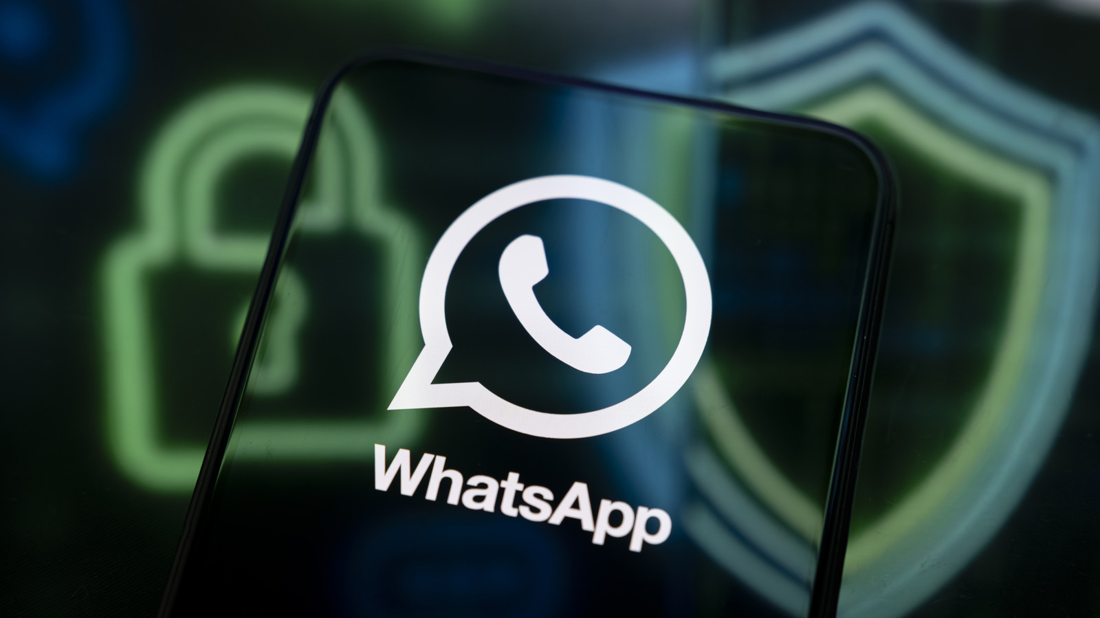 WhatsApp says spyware maker NSO Group is still targeting its users