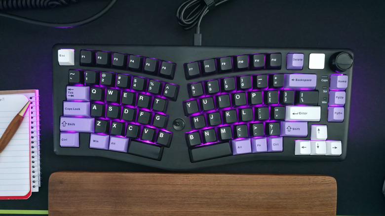 A split layout keyboard connected with USB-C