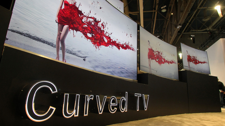 Samsung's curved TVs at CES 2016.