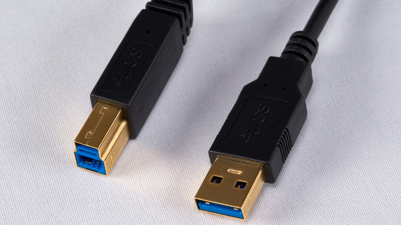 Close-up of a USB-B to USB-A cable
