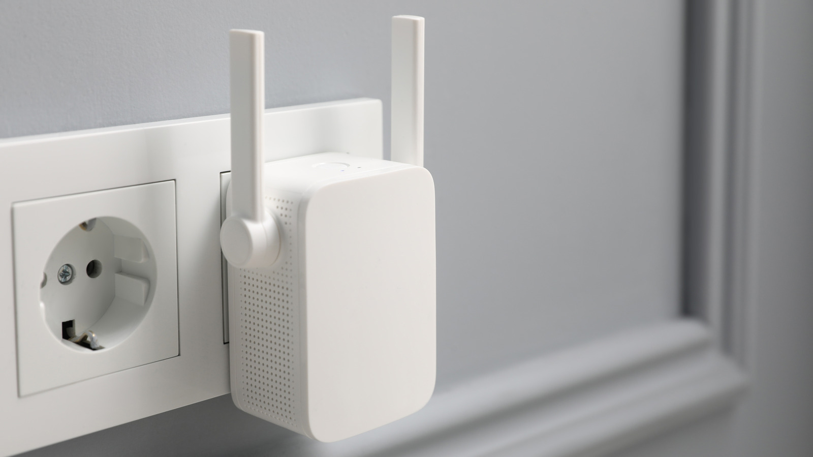 Why Wi-Fi extenders simply aren't worth buying in 2026