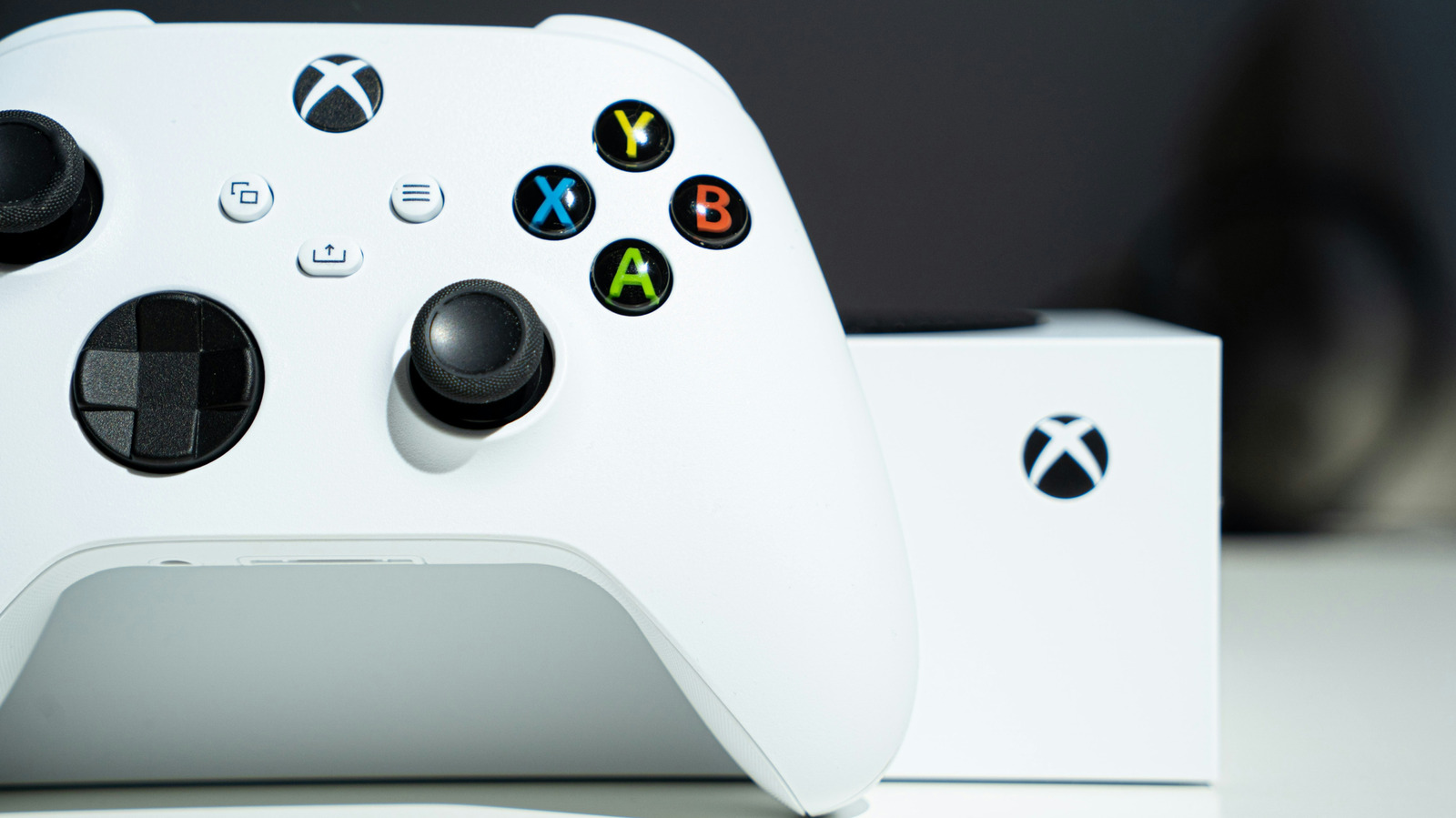 Xbox is down, and users even temporarily had trouble playing disc-based games