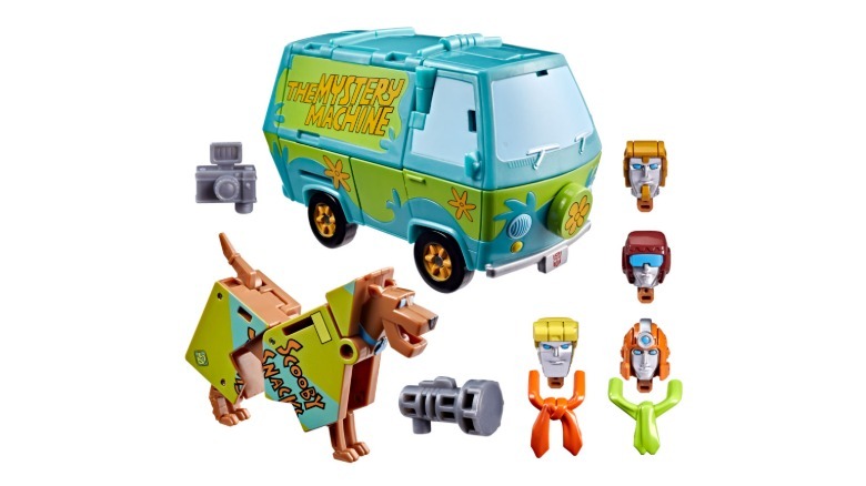 Mysterious Prime and Automutt figures and accessories.