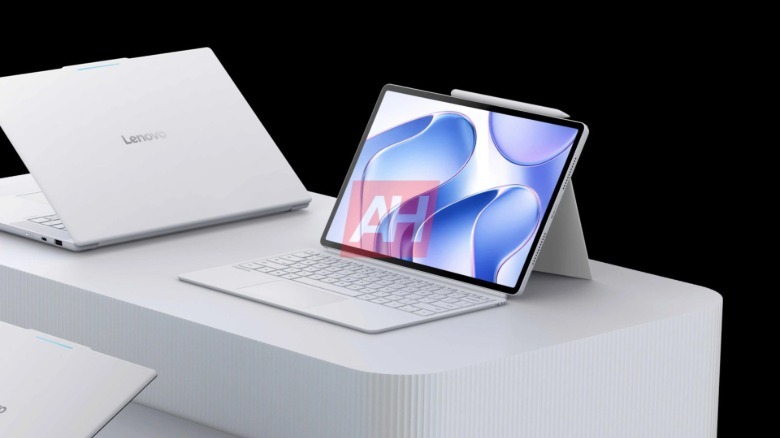An image of a white Lenovo laptop and 2-in-1 tablet sitting on a pedestal.