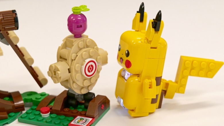 Lego Pikachu training its stats using a Smart Play accessory.