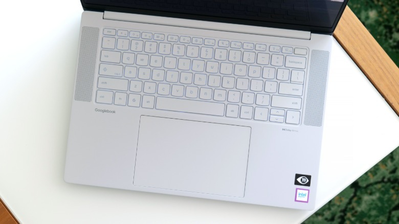 it-ce0FUf-1793298440.jpg