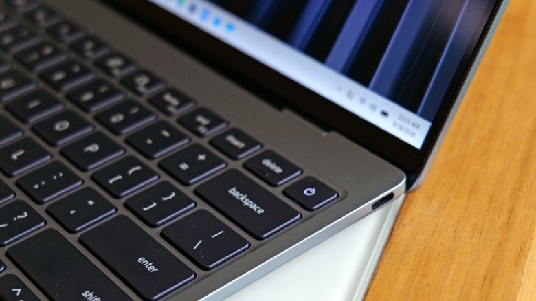 Just two USB-C ports on an ultraportable would be a lot more manageable if the XPS 13 also had a 3.5mm audio jack.