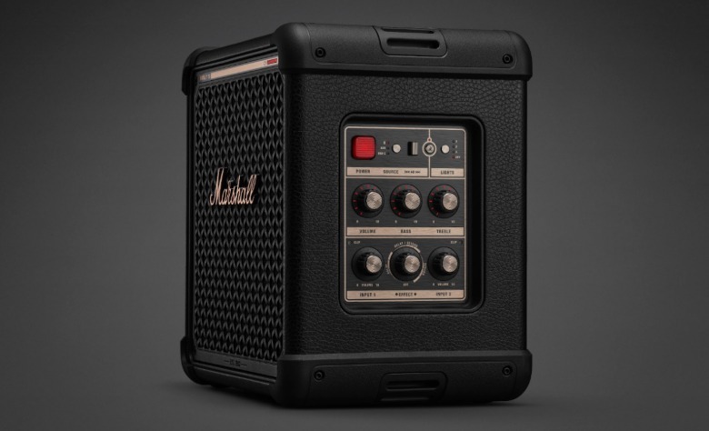 A side profile of a speaker.