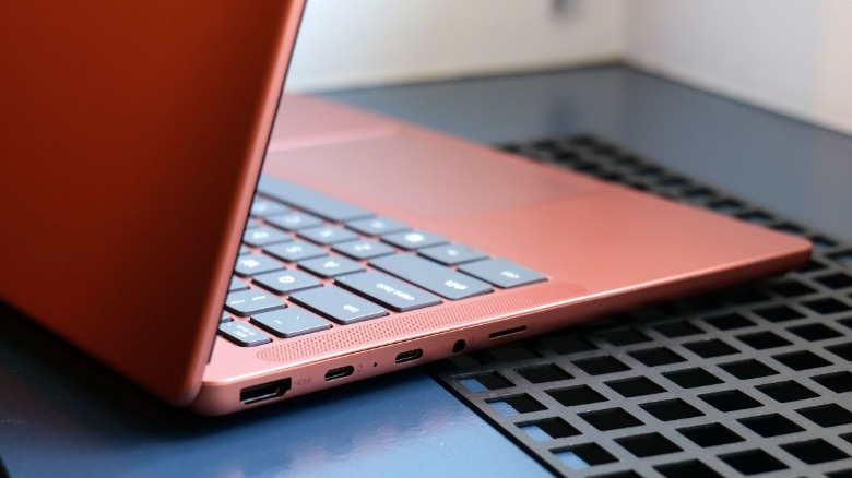 The IdeaPad Vibe comes with a number of ports including four total USB slots and a full-size HDMI jack.